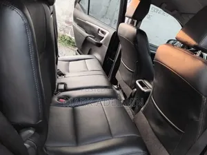 Toyota Fortuner 2019 Black