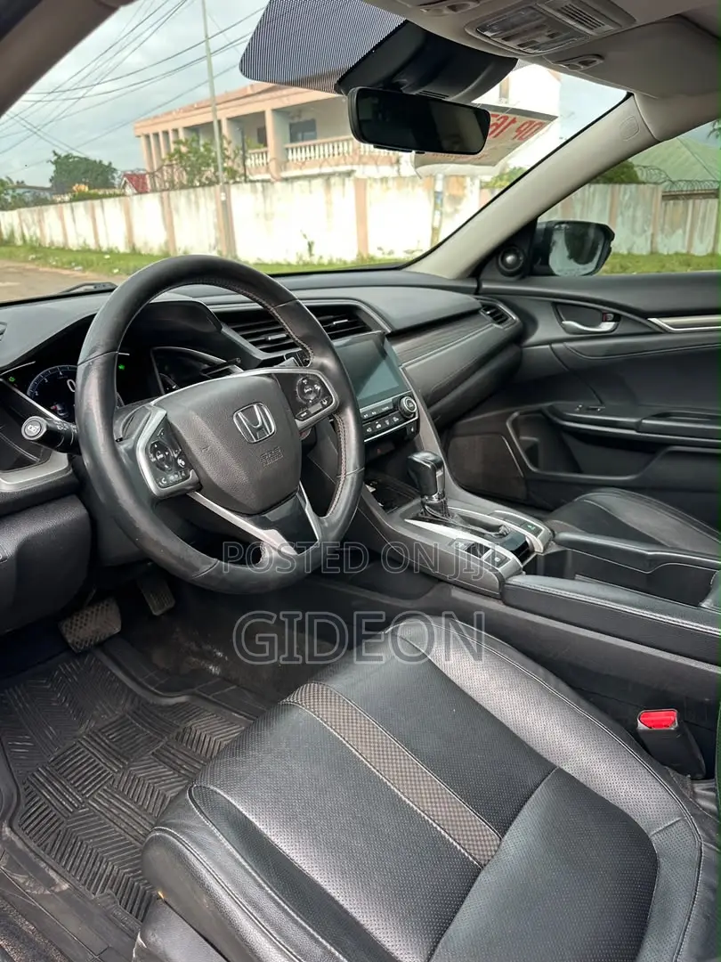 Honda Civic Touring Sedan 2020 Gray