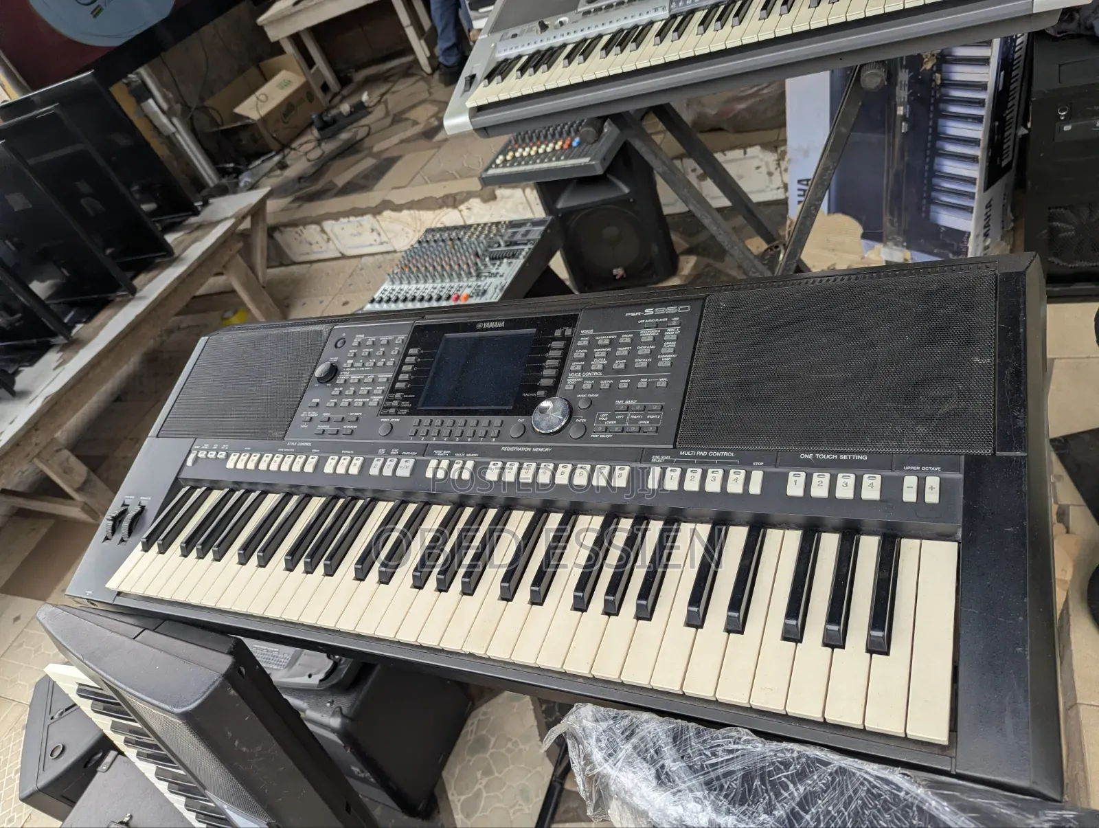 Yamaha Keyboard PSR S950