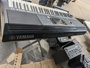 Yamaha Keyboard PSR S950