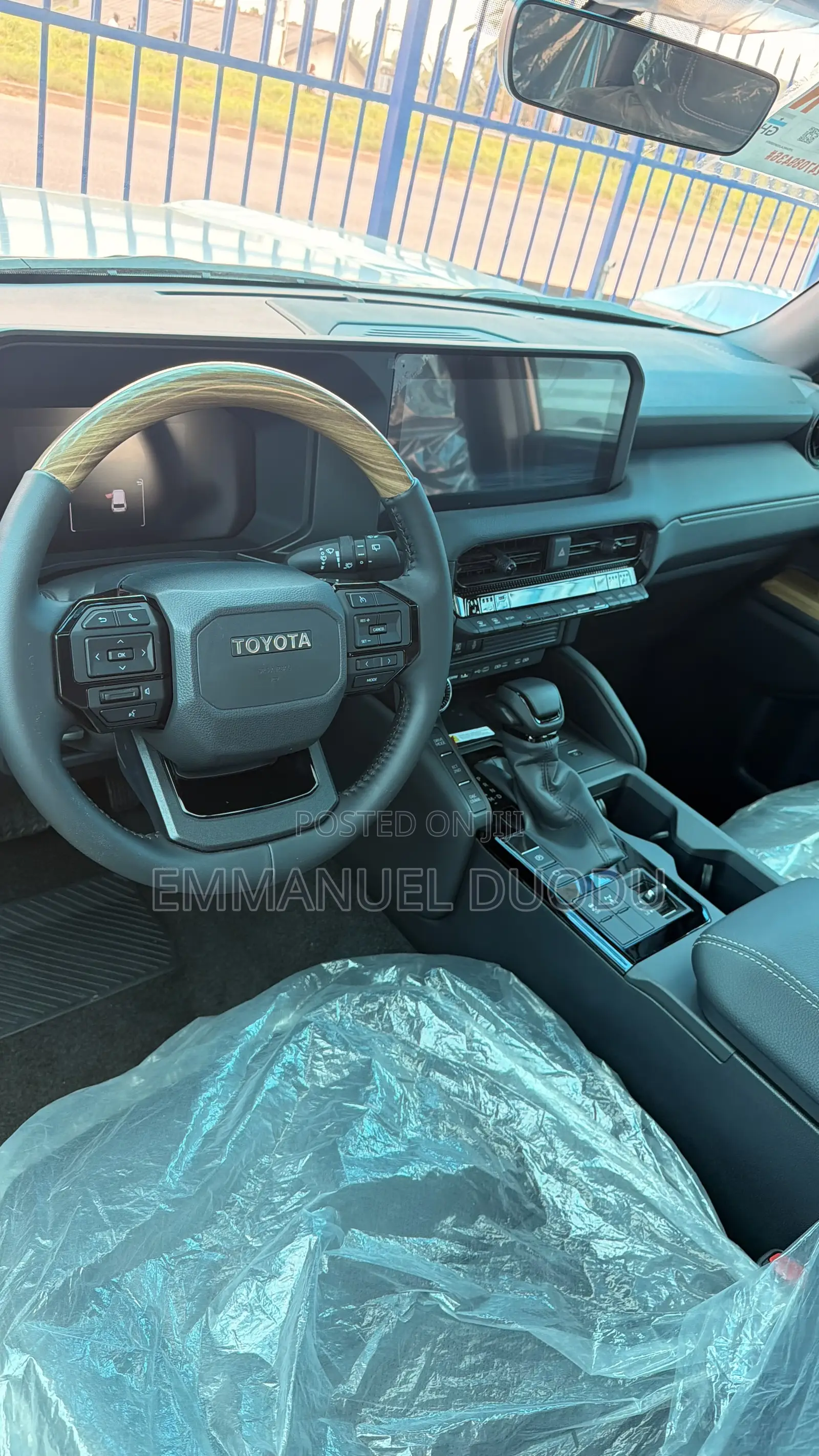 New Toyota Land Cruiser Prado 2.7 2025 Black