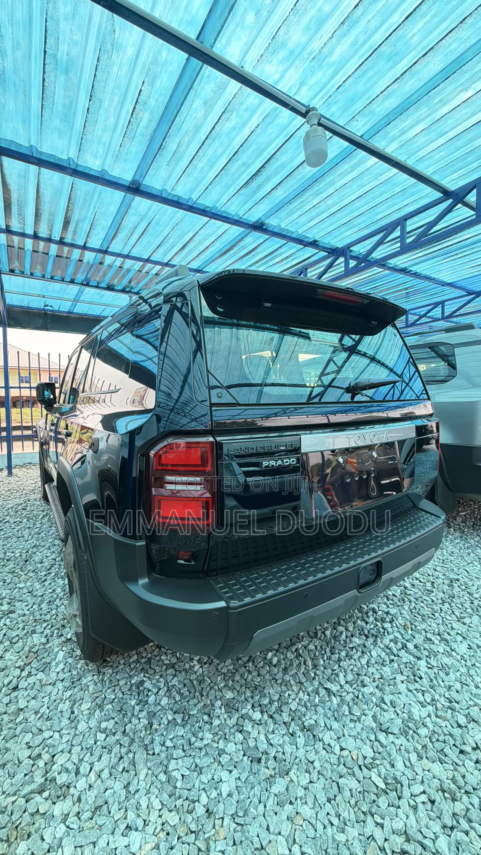 New Toyota Land Cruiser Prado 2.7 2025 Black