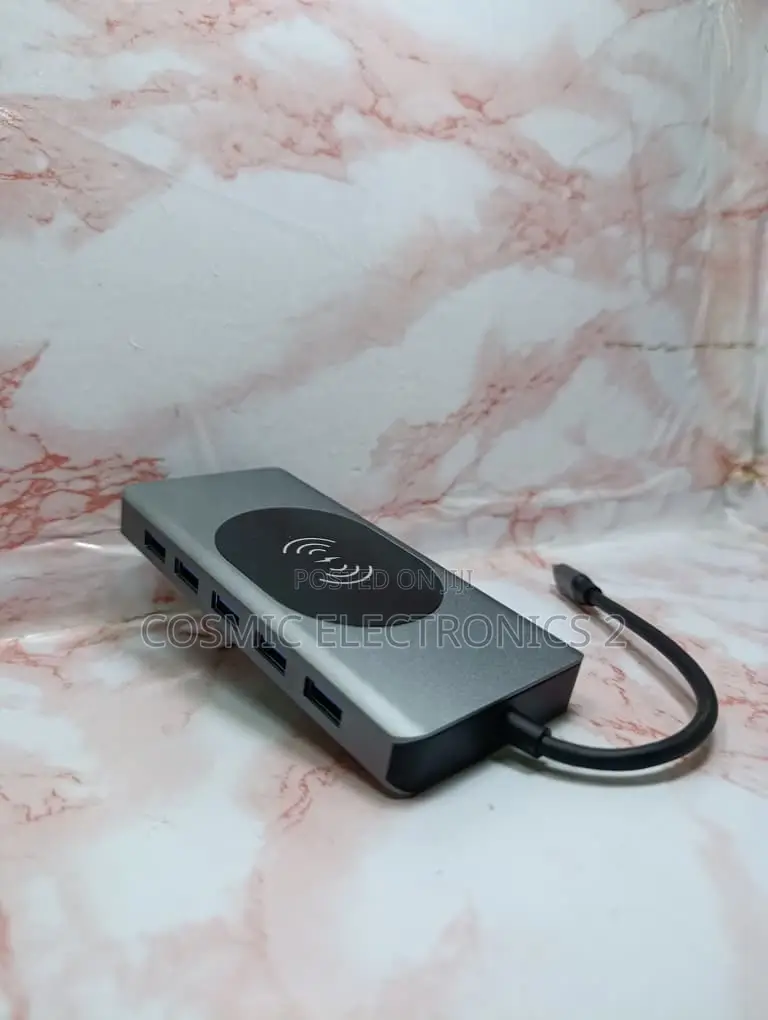 14-in-1 USB-C Docking Station With Triple Display, Power Delivery