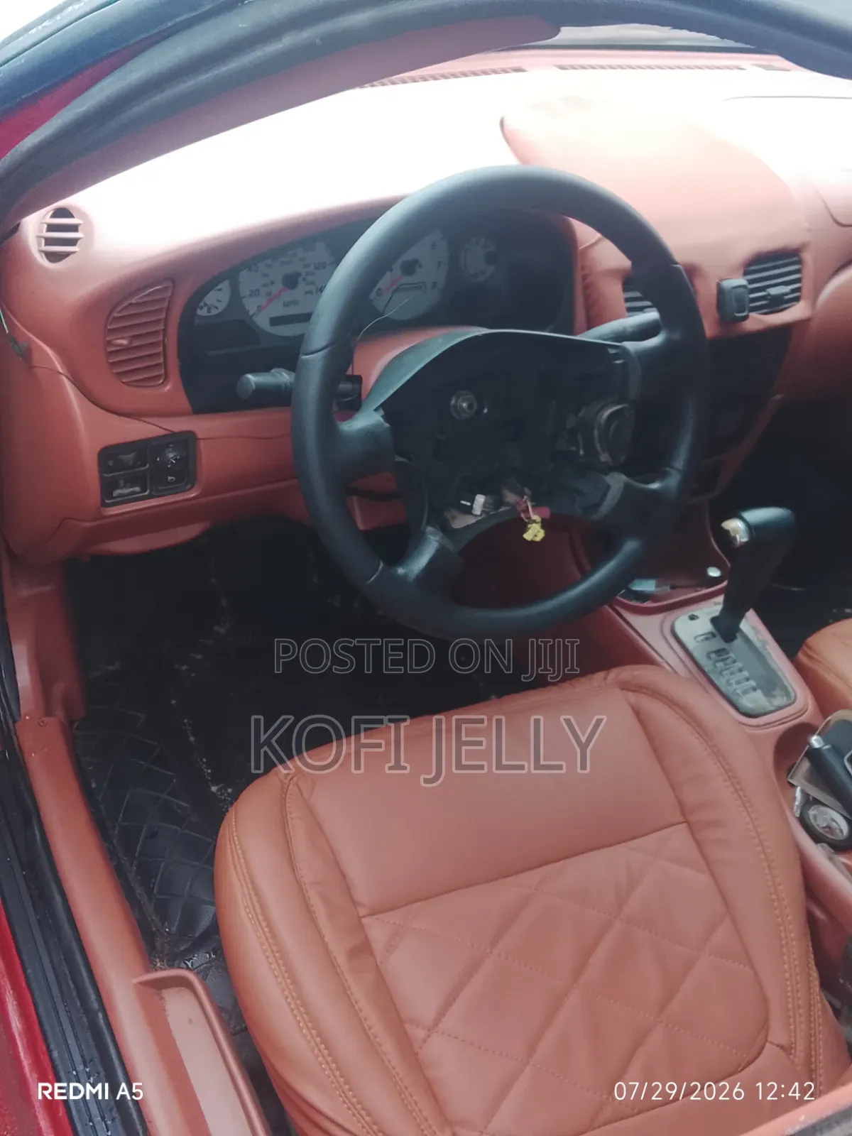 Nissan Sentra 2001 Red