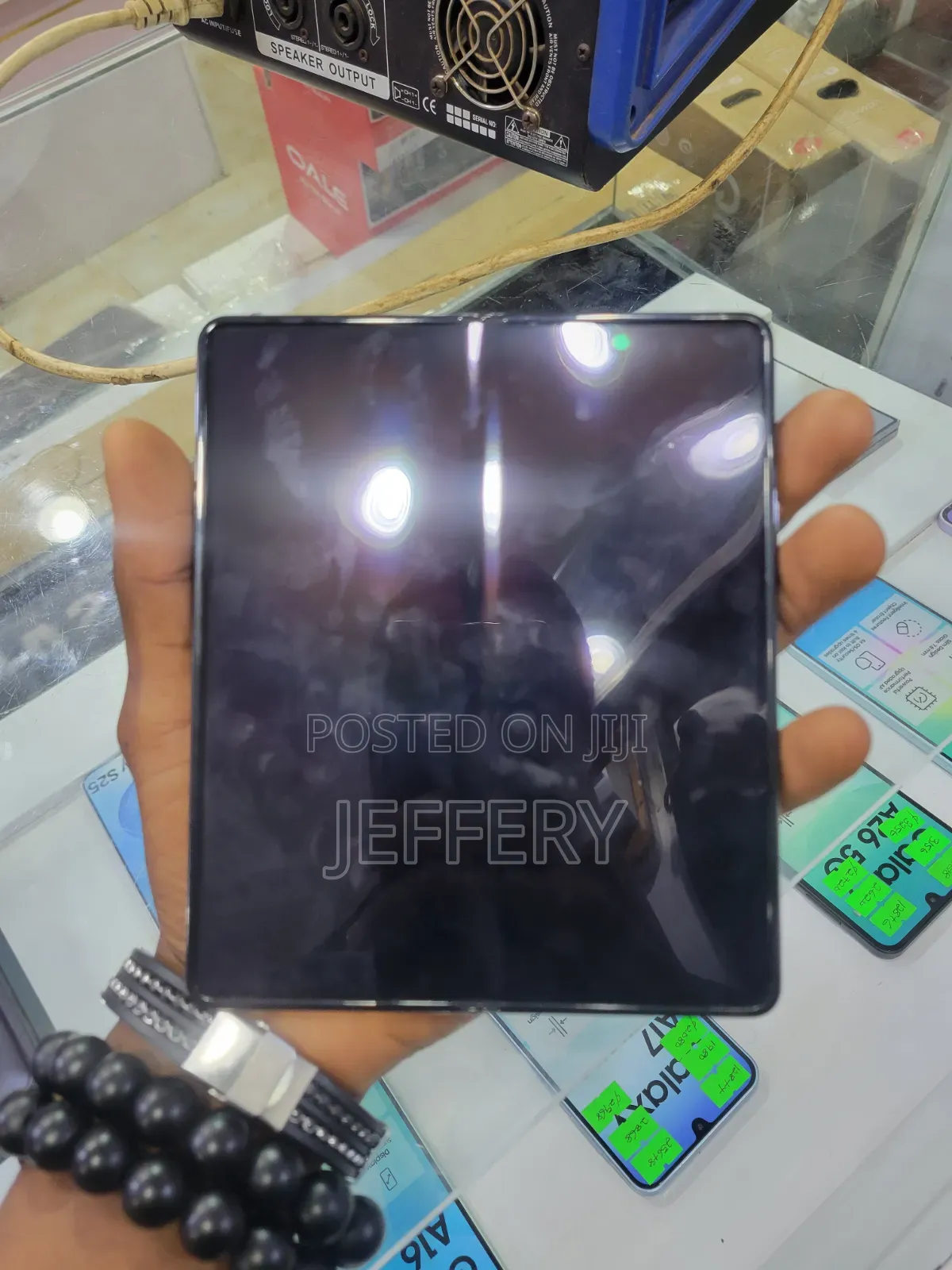 New Samsung Galaxy Z Fold4 256 GB Black
