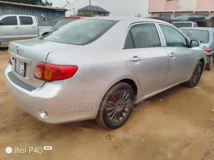 Toyota Corolla 2009 Silver