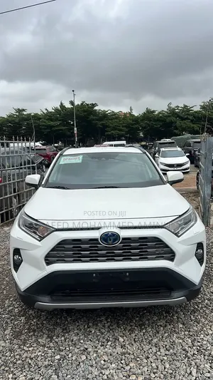 Toyota RAV4 2019 White