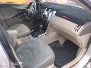 Toyota Corolla 2009 Silver