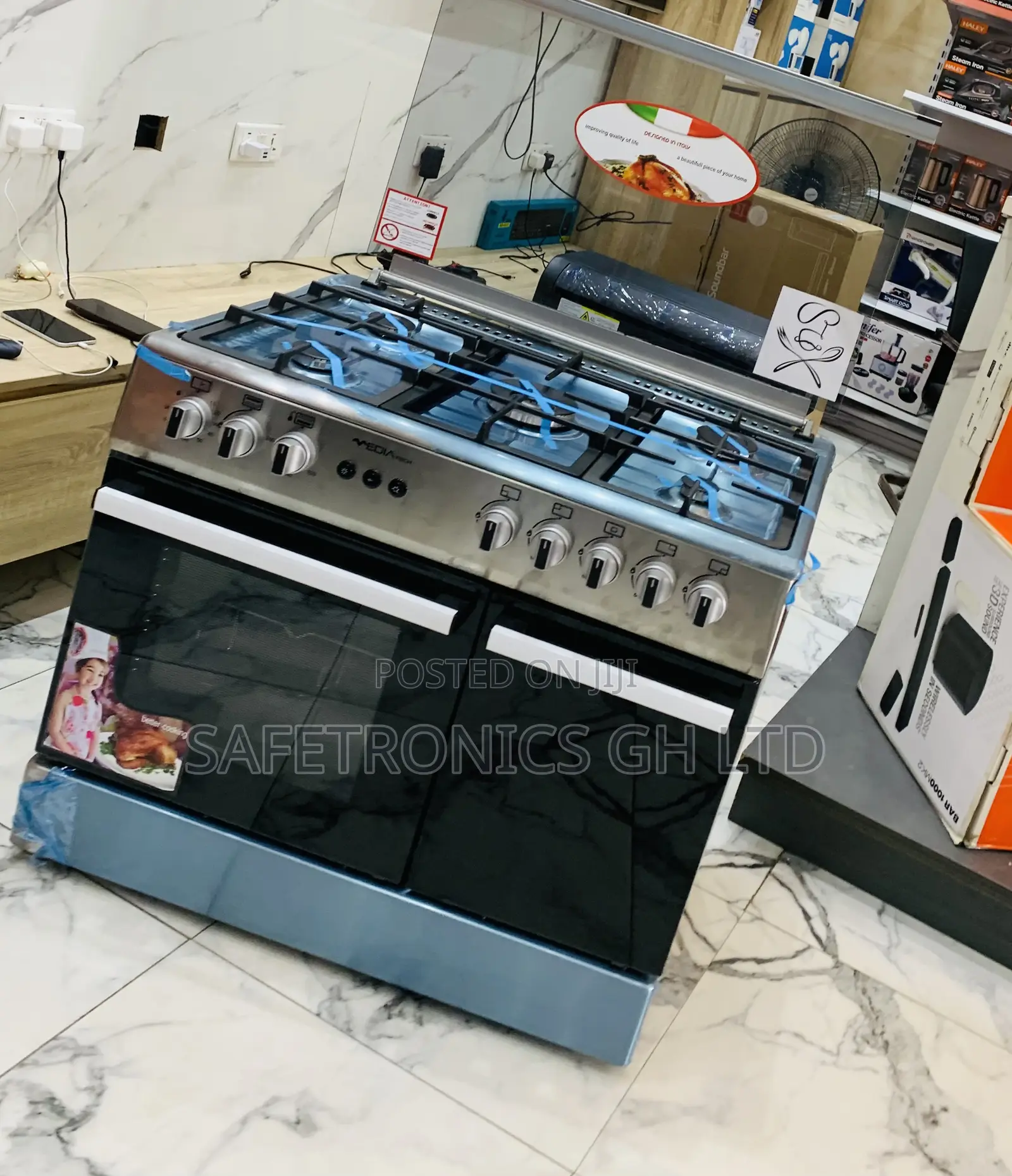 Design Mediatech 5-Burner Gas Cooker With Grill, and Auto Rotisserie