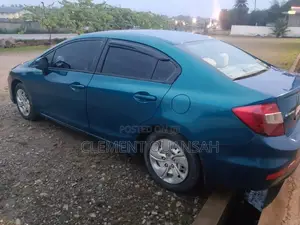 Honda Civic 1.8 5 Door Automatic 2012 Blue