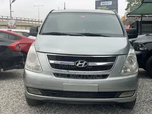 Hyundai Starex 2012 Silver
