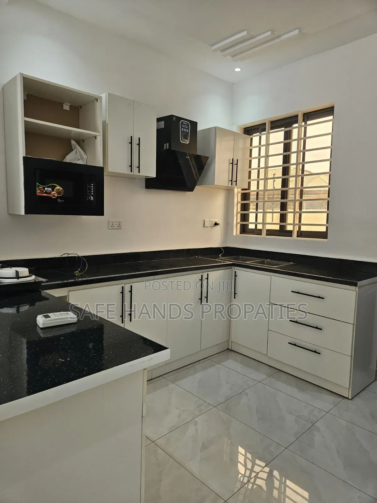3bdrm House in Close To New Nation, Accra Metropolitan for sale