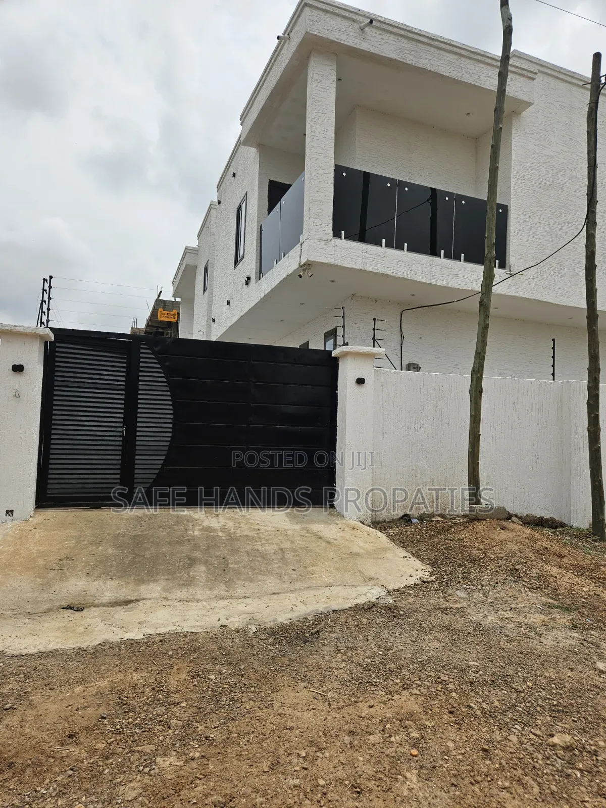 3bdrm House in Close To New Nation, Accra Metropolitan for sale