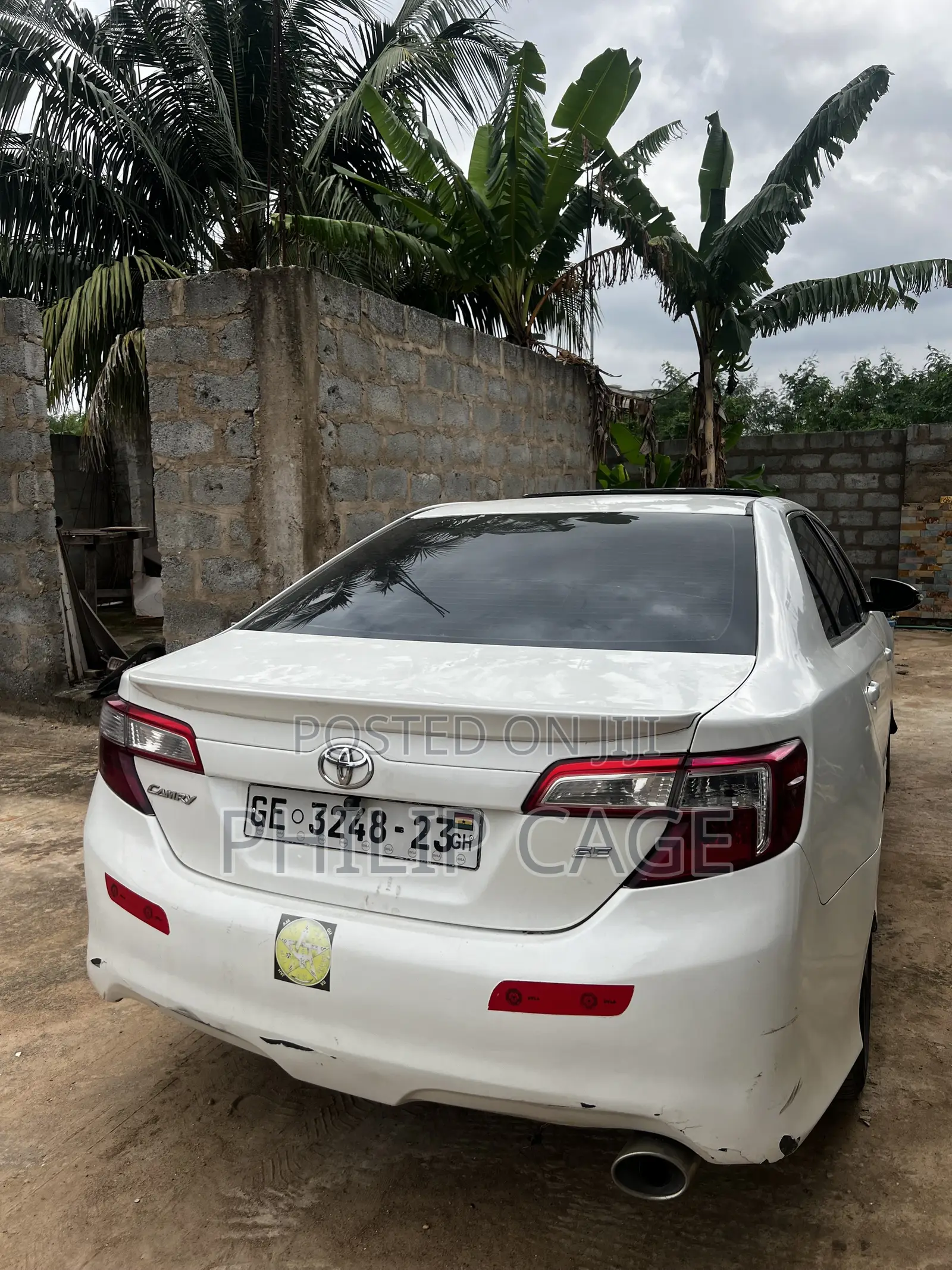 Toyota Camry SE Sport 4dr Sedan w/Prod. End 11/13 (2.5L 4cyl 6A) 2014 White