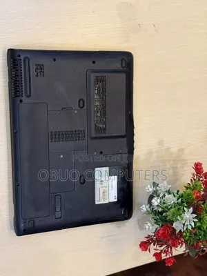 Laptop HP Pavilion Dv2 3GB Intel Core 2 Quad HDD 320GB