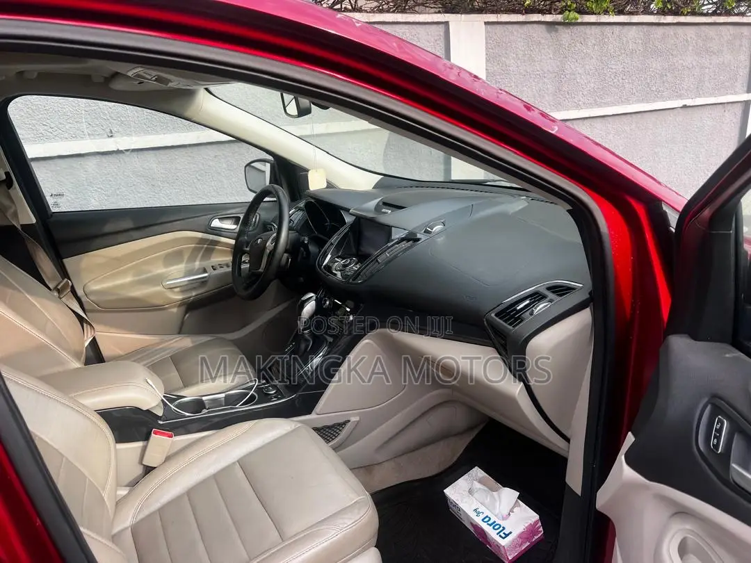 Ford Escape Titanium 4dr SUV AWD (1.6L 4cyl Turbo 6A) 2014 Red