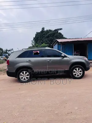 Kia Sorento 2.5 CRDi 4x4 Automatic 2010 Gray