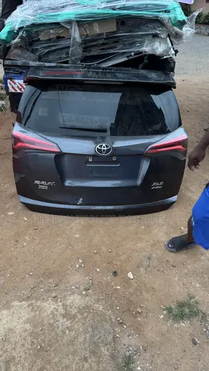 Toyota Rav4 2016,2017,2018 Tailgate/ Boot Available