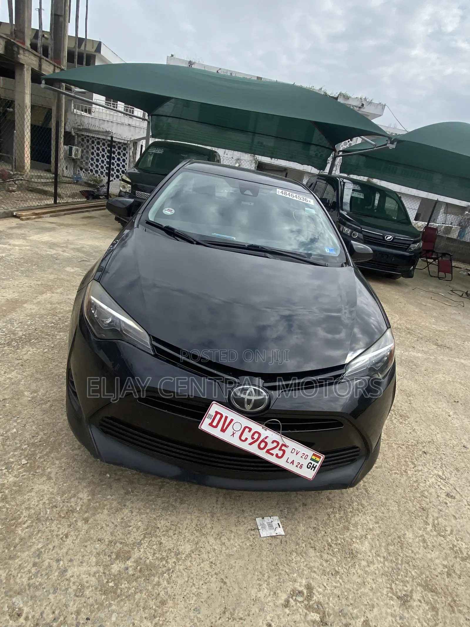 Toyota Corolla LE ECO w/Package 1 4dr Sedan (1.8L 4cyl CVT) 2017 Black