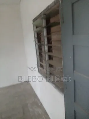 1bdrm Room & Parlour in Ablekuma Borkorbor, Manhean for rent