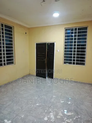 1bdrm Apartment in Etordan, Presby Church Area for rent