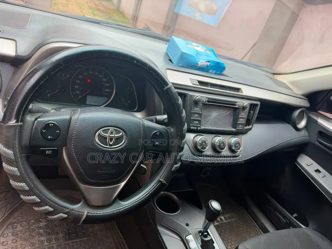 Toyota RAV4 2015 Blue