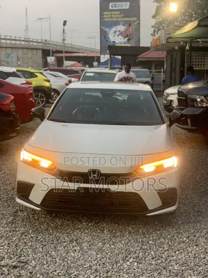 Honda Civic 2024 White