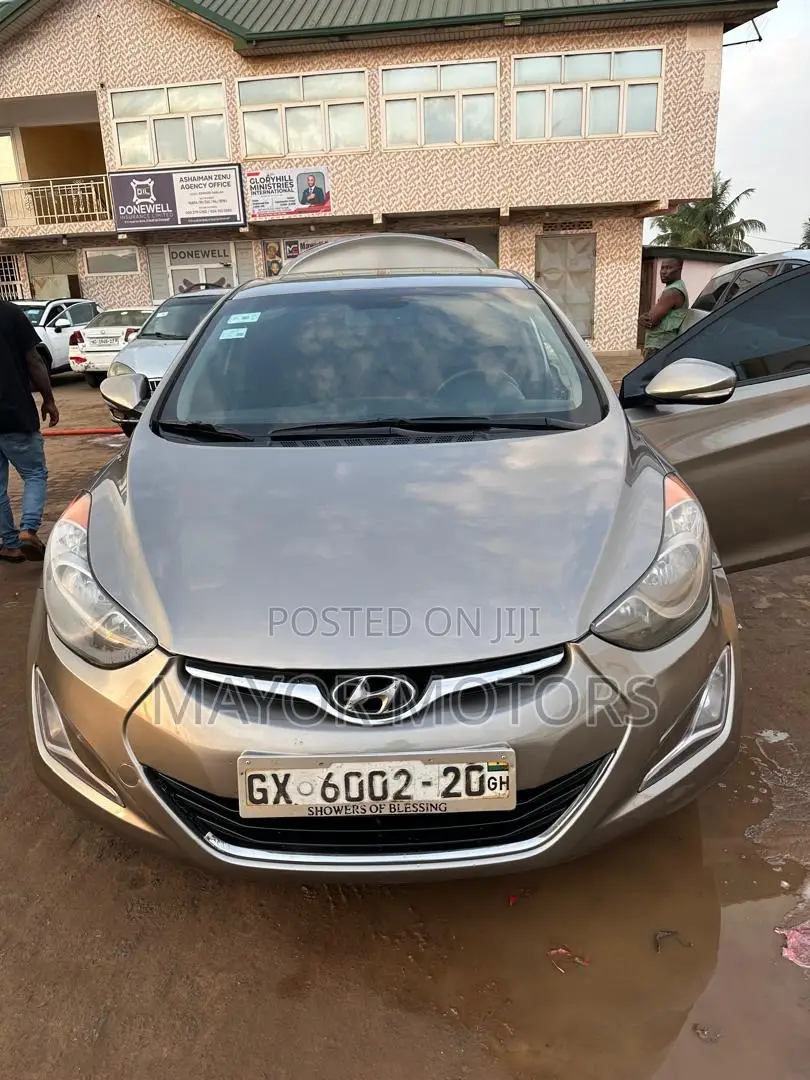 Hyundai Elantra Limited 4dr Sedan (1.8L 4cyl 6A) 2015 Gray