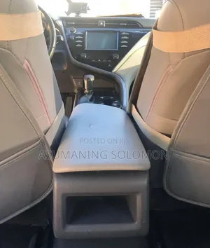 Toyota Camry SE 4dr Sedan (2.5L 4cyl 6A) 2017 White