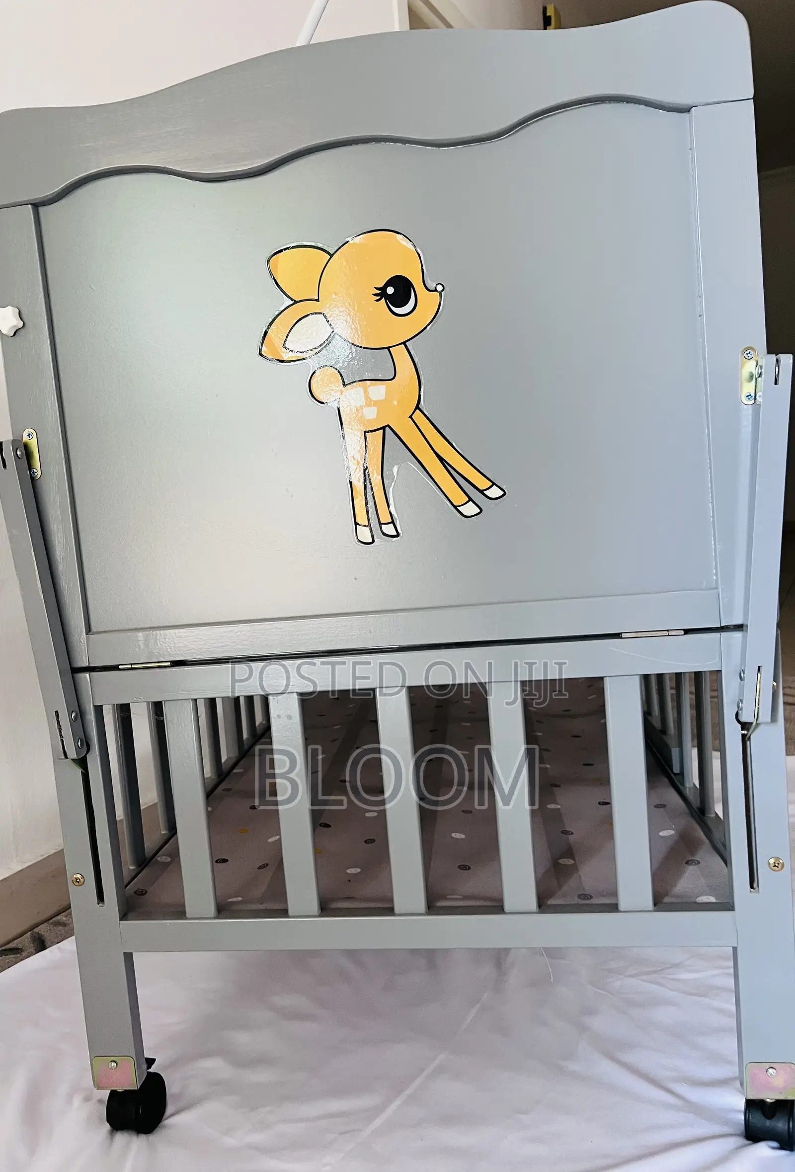 Brand New 2 in 1 Baby Crib