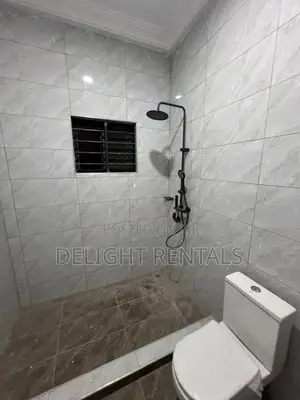 2bdrm Apartment in Lakeside for rent