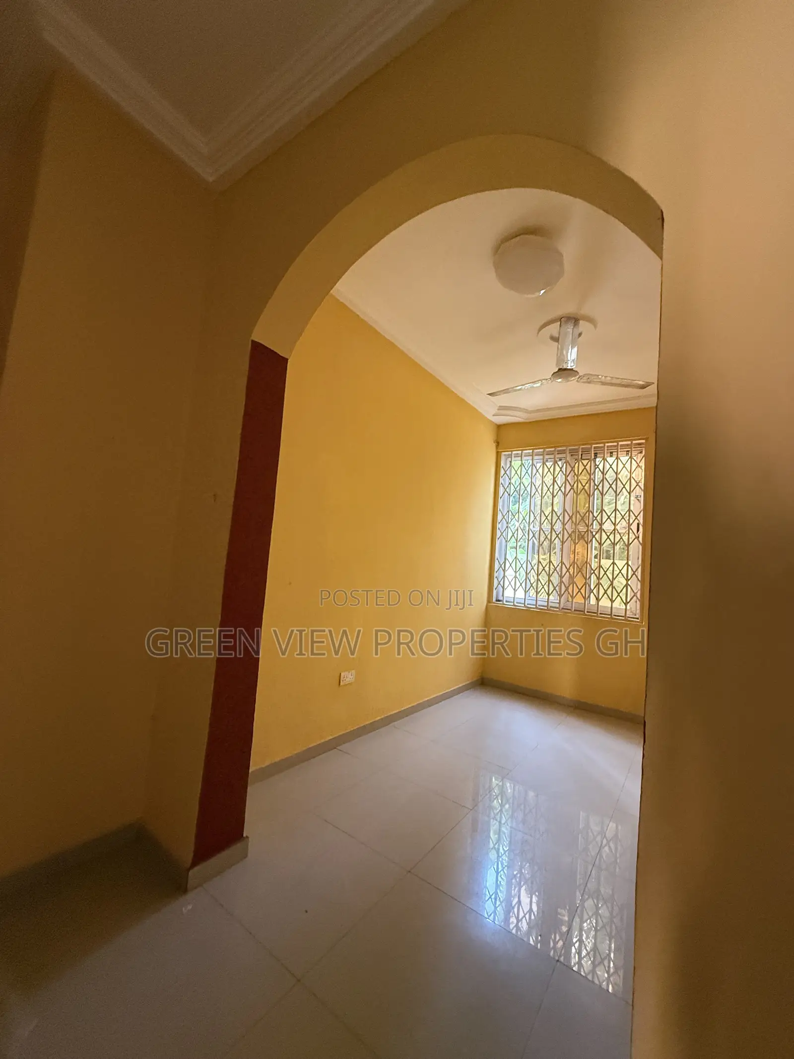 2bdrm Apartment in West Hills Mall Area for rent