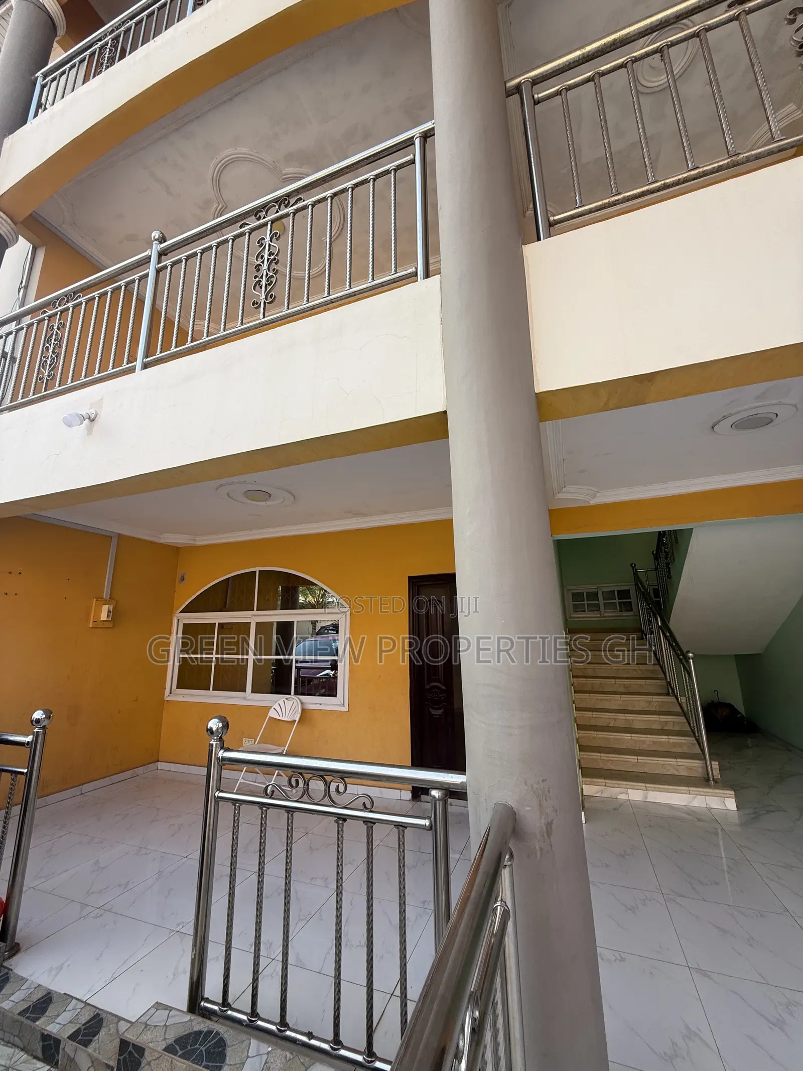 2bdrm Apartment in West Hills Mall Area for rent