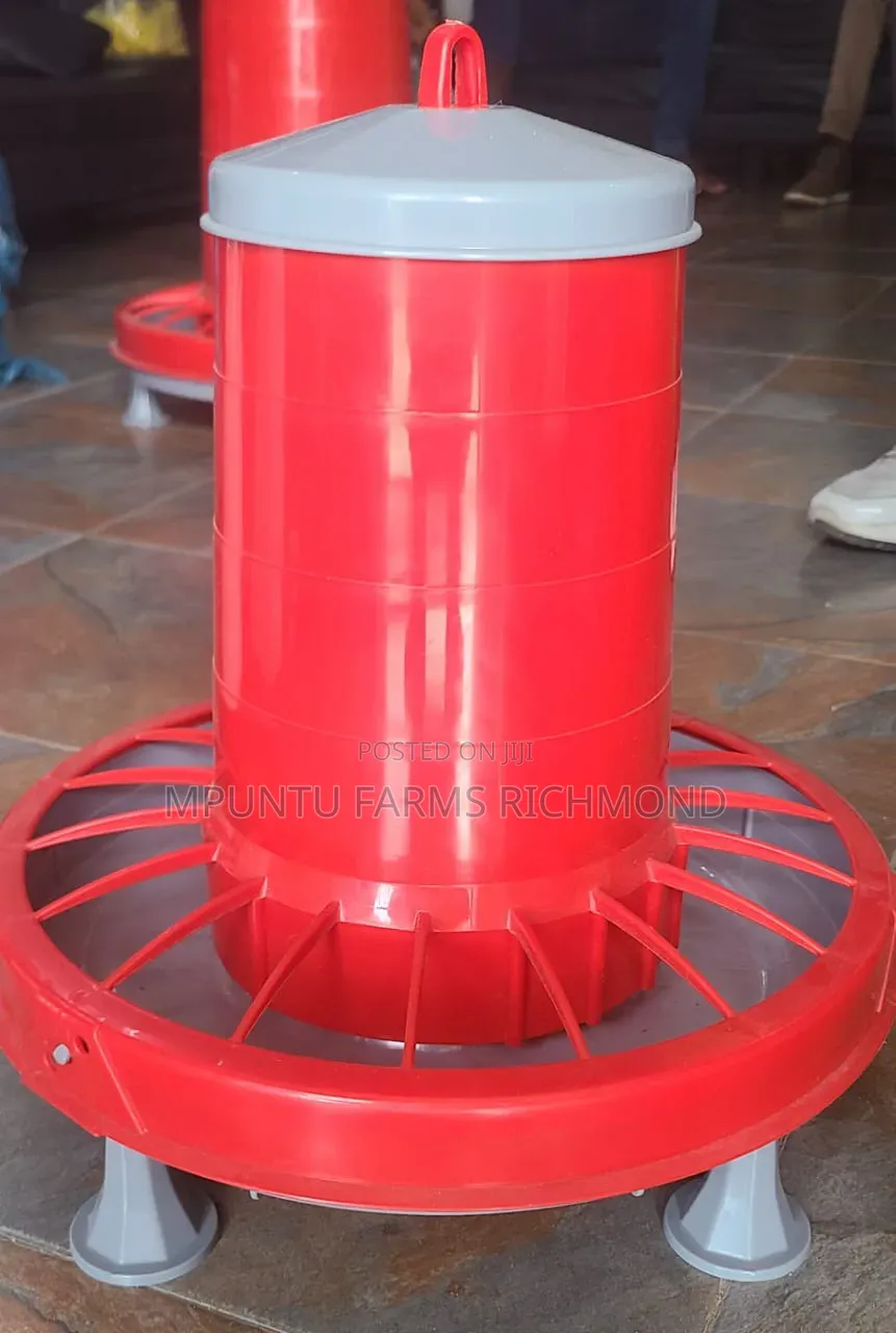Feeders(12kg Compacta Feeders)