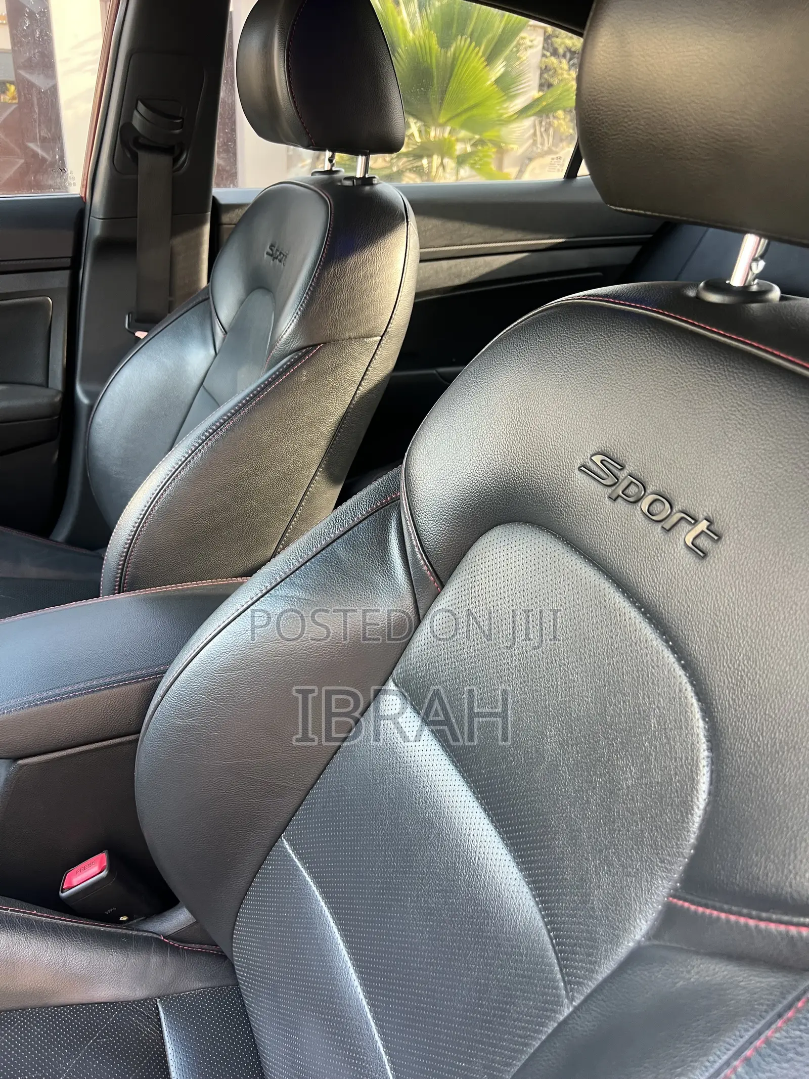 Hyundai Elantra Sport Sedan FWD (1.6L 4cyl 6M) 2017 Red