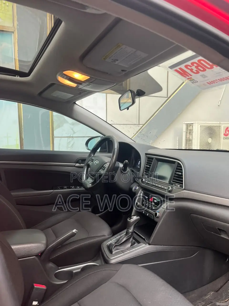 Hyundai Elantra SE 2018 Red