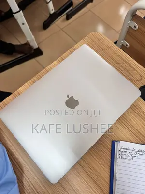 Laptop Apple MacBook Pro 2019 16GB eMMC 512GB