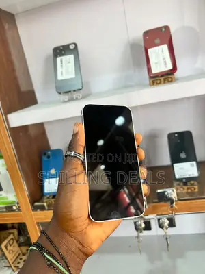 Apple iPhone 13 128 GB White