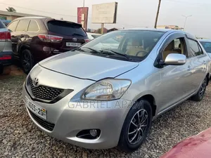 Toyota Belta 2010 Silver