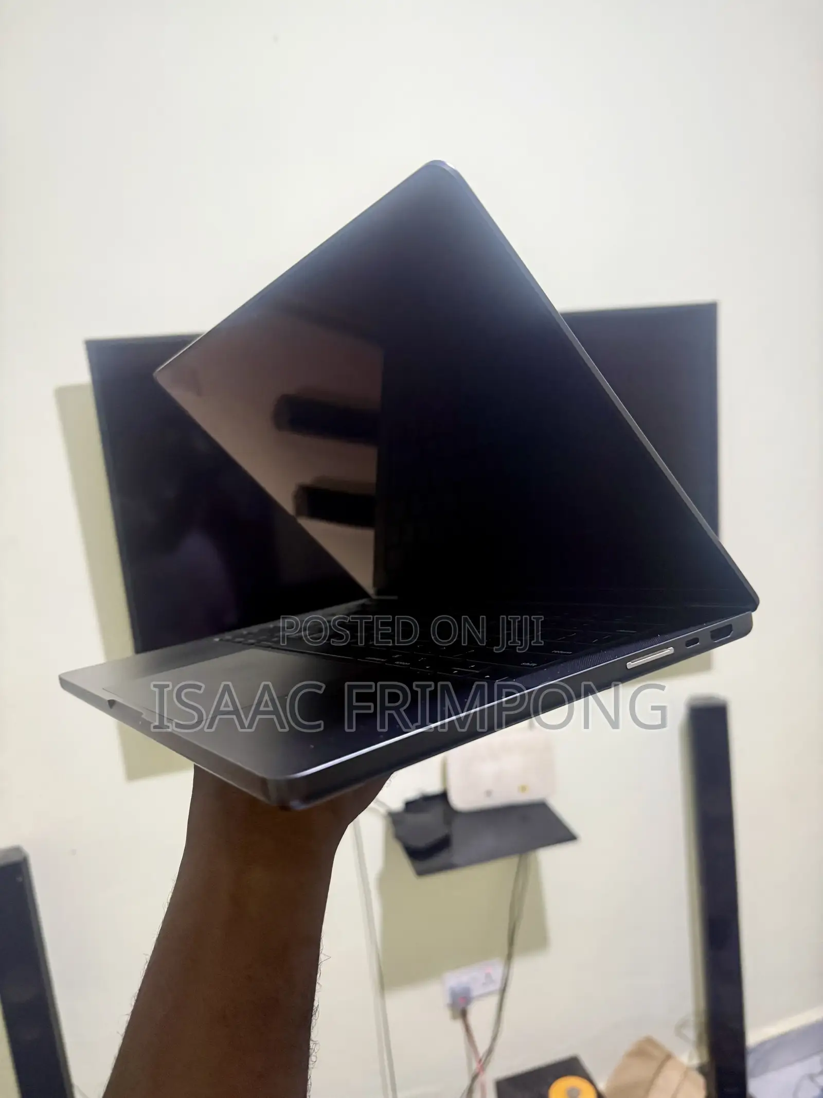 Laptop Apple MacBook Pro 2025 M5 16GB Apple M5 SSD 1T