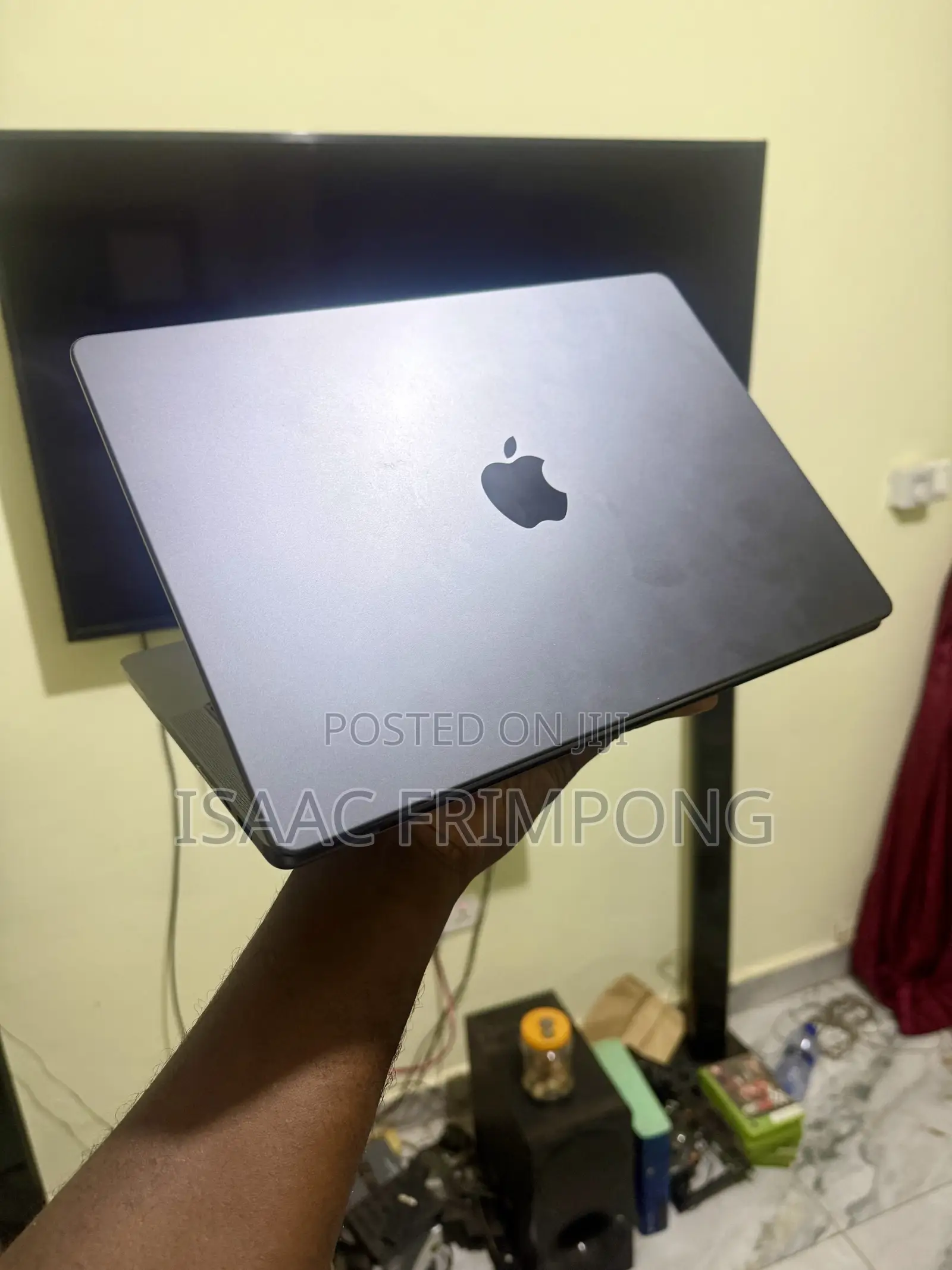 Laptop Apple MacBook Pro 2025 M5 16GB Apple M5 SSD 1T