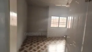3bdrm House in Sakumono for rent