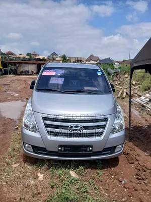 Hyundai Starex 2015 Silver