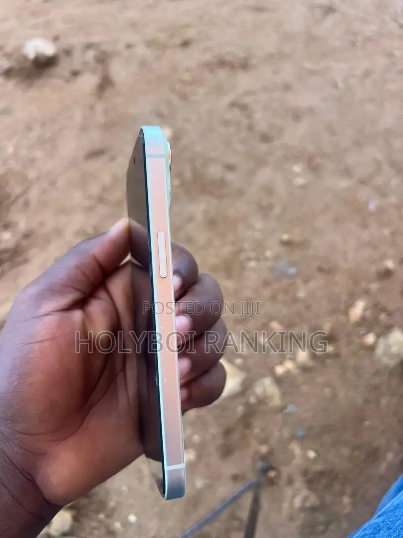 Apple iPhone 15 128 GB White
