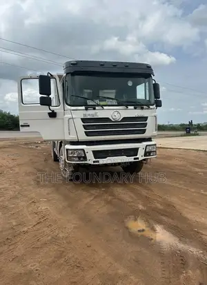 Tipper Shacman F300