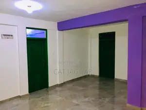 3bdrm Block of Flats in SSNIT Flats for sale