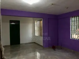 3bdrm Block of Flats in SSNIT Flats for sale
