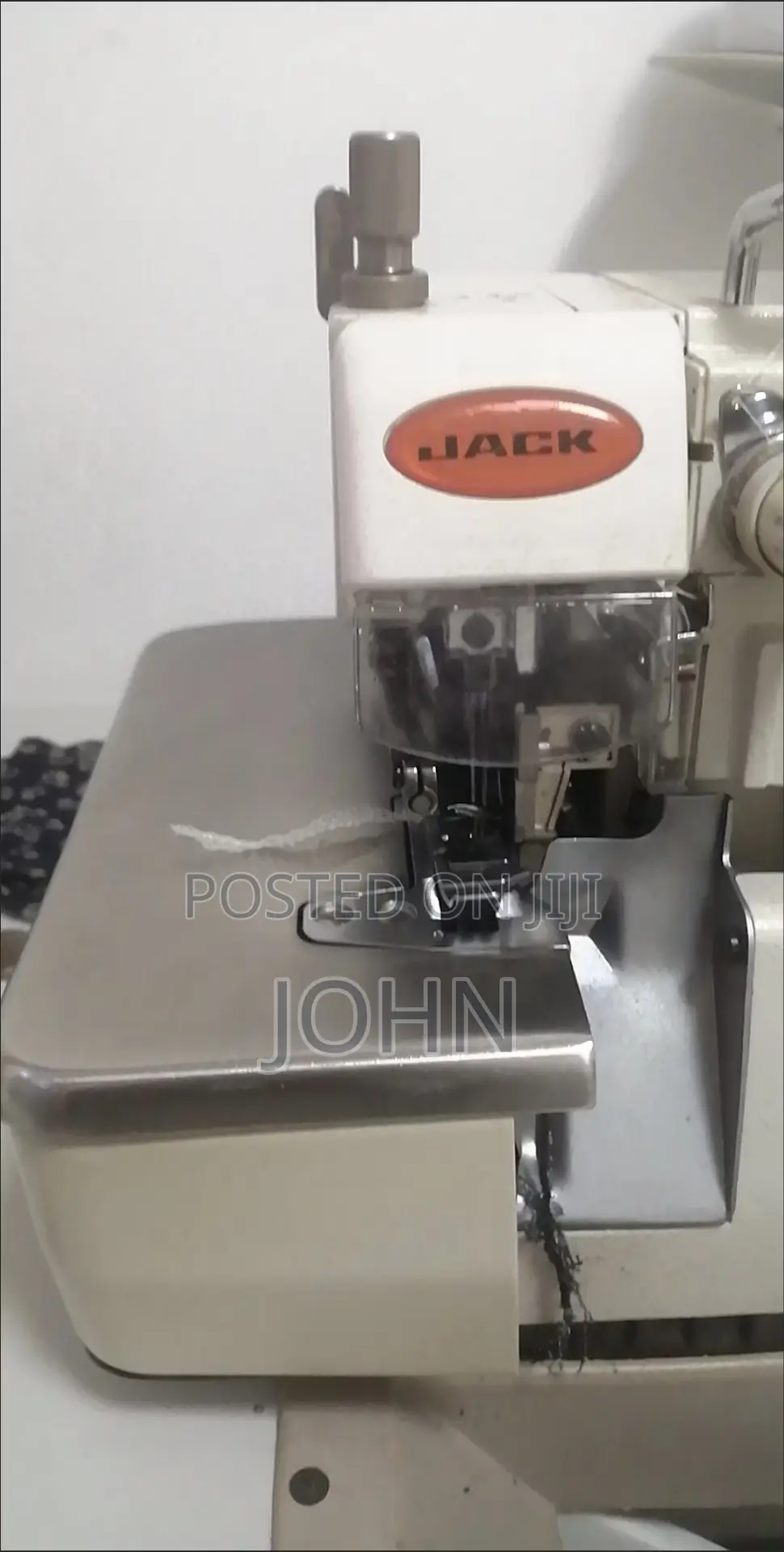 Overlock Neating Machine