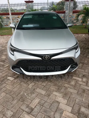 Toyota Corolla 2023 Silver
