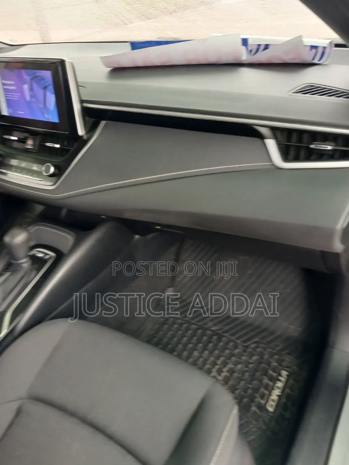 Toyota Corolla 2023 Silver